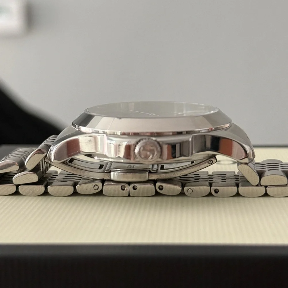 Gucci Silver Men's Watch - Picture 4 of 7